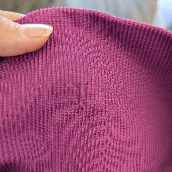 Lululemon Sculpt Short 6" regal plum - Picture 5 of 5